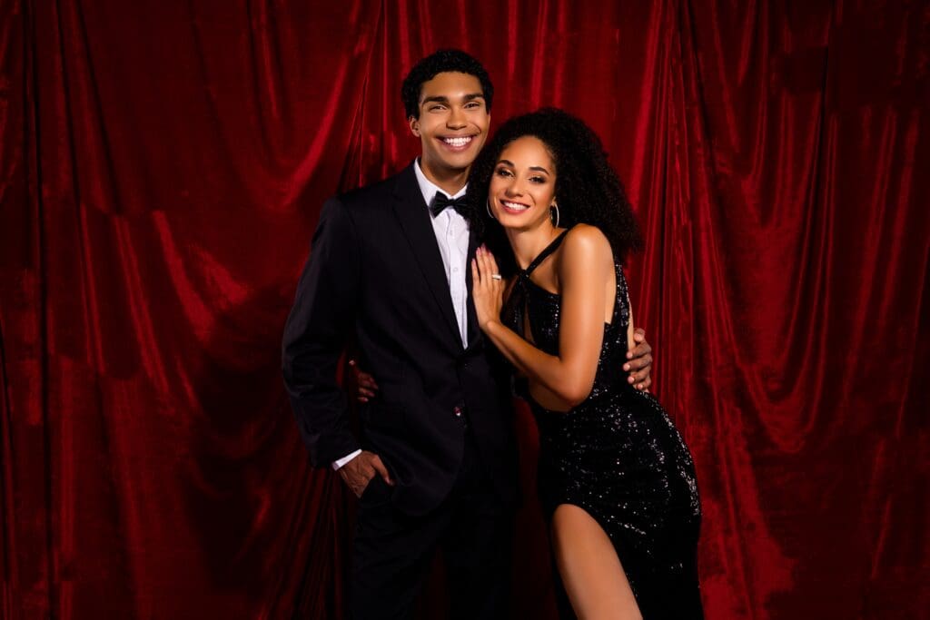 Hollywood glamour party theme